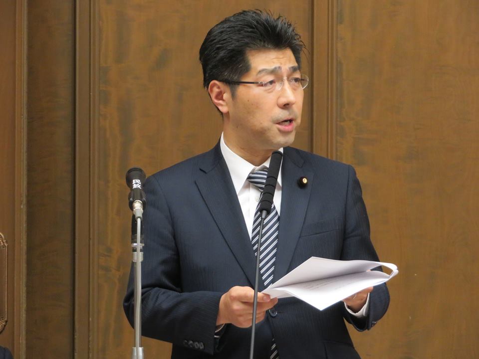 財政金融委員会で、財務省の決裁文書の書き換えについて、宮崎勝議員とともに、麻生大臣、太田理財局長に質問。