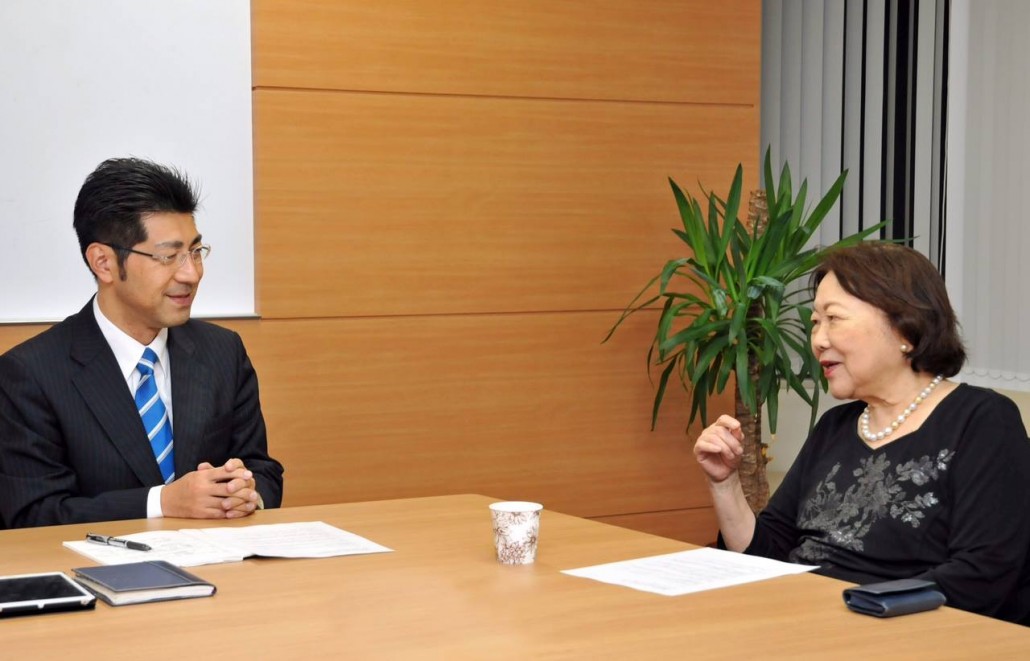 NPO団体 高齢社会をよくする女性の会の樋口恵子理事長と