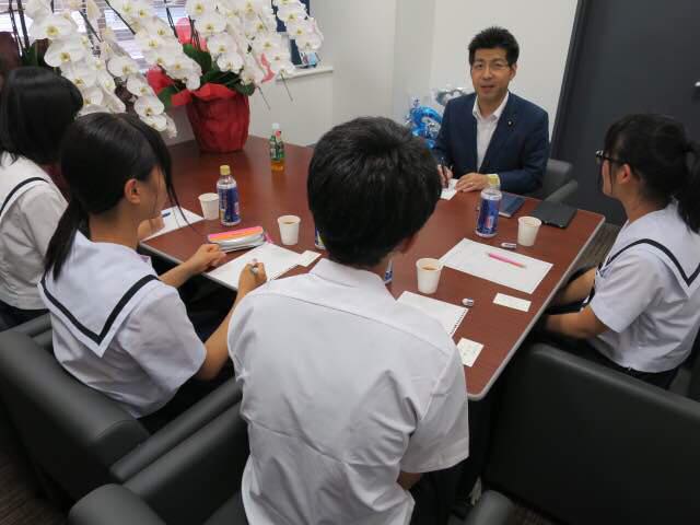 名古屋西高校の生徒さんからインタビューを受けました