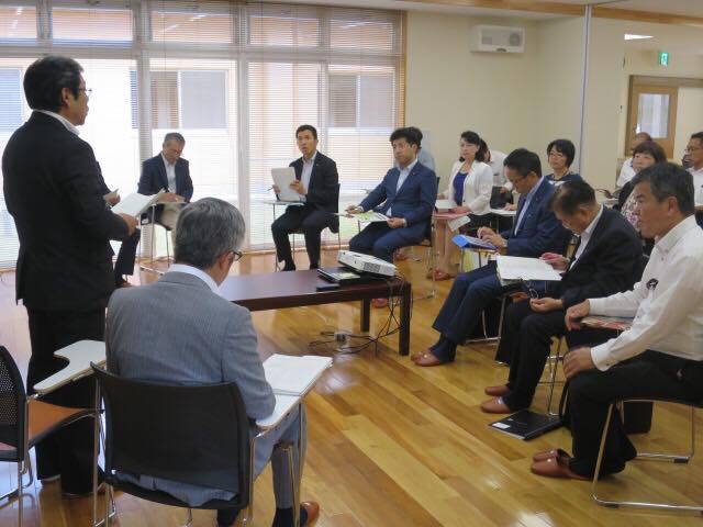 愛知県東栄町で、村上町長、伊藤町議会議長をはじめ地域の代表の皆様と
