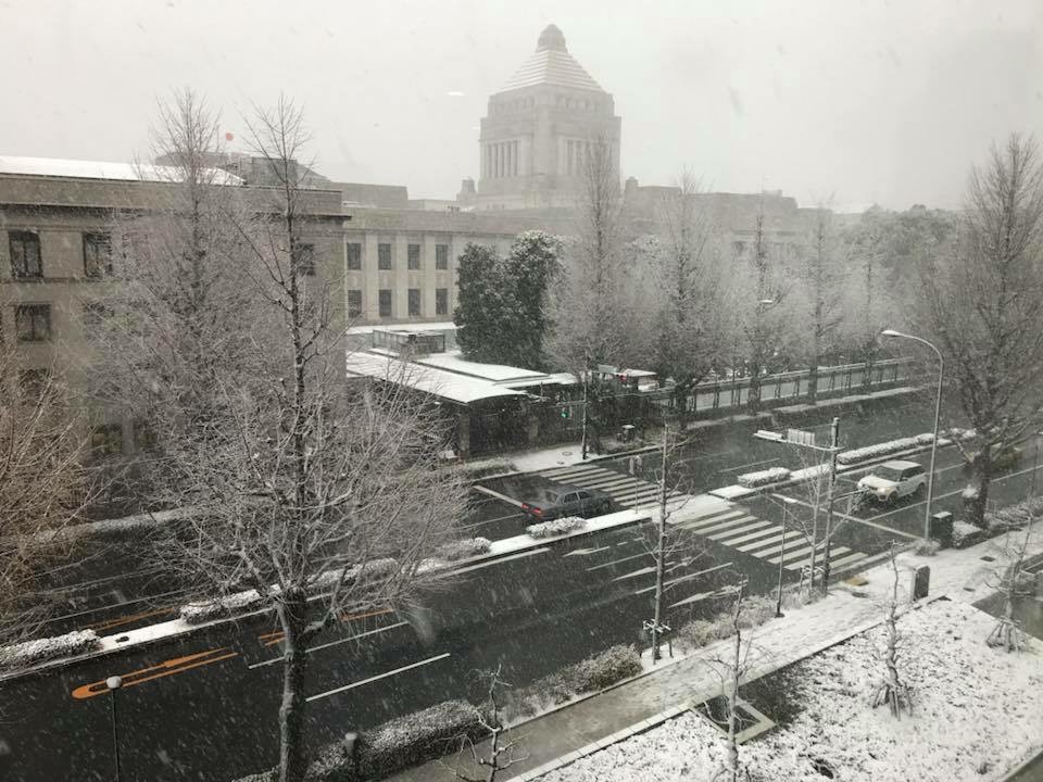 大雪の中、国会開会！