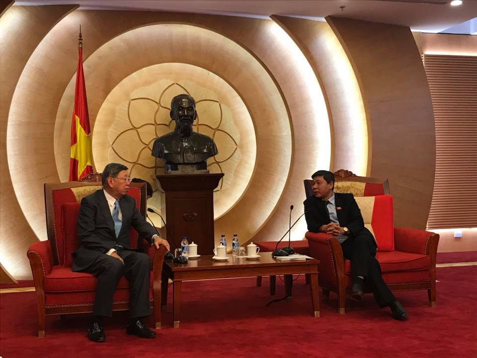 ベトナム・ハノイでベトナム国会社会問題委員会メイ副委員長を訪問