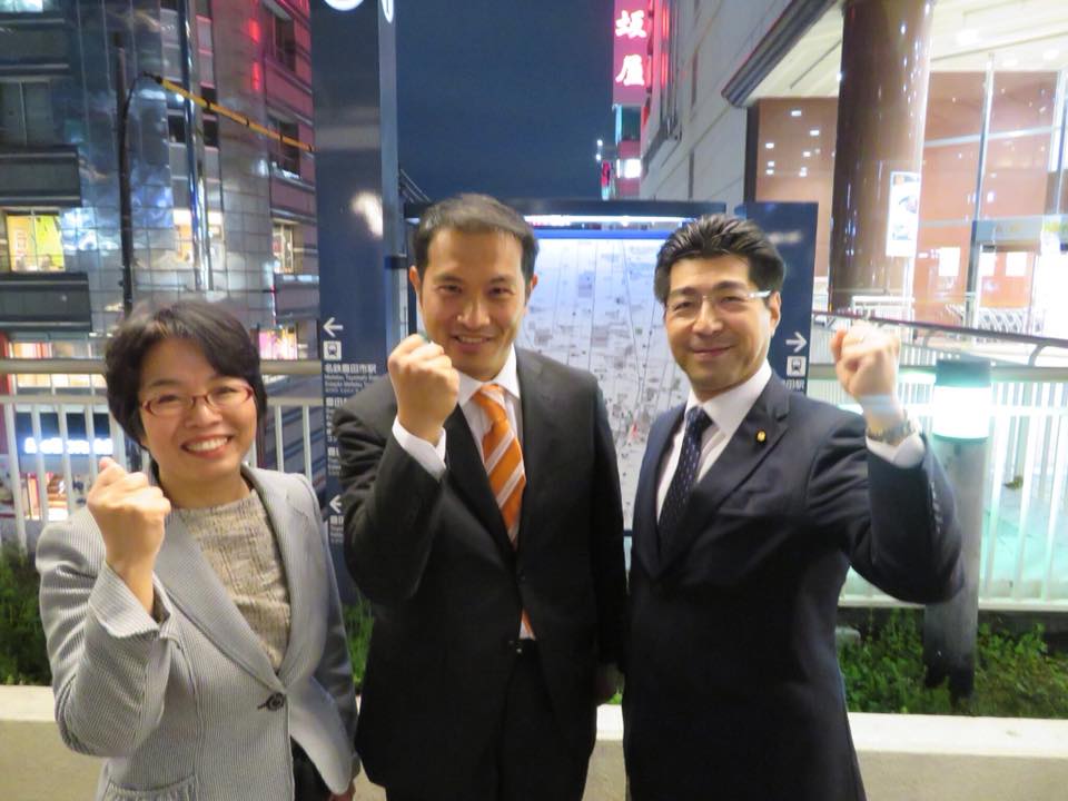 豊田市内で加藤たかしさん、大石ちさと市会議員と街頭演説。
