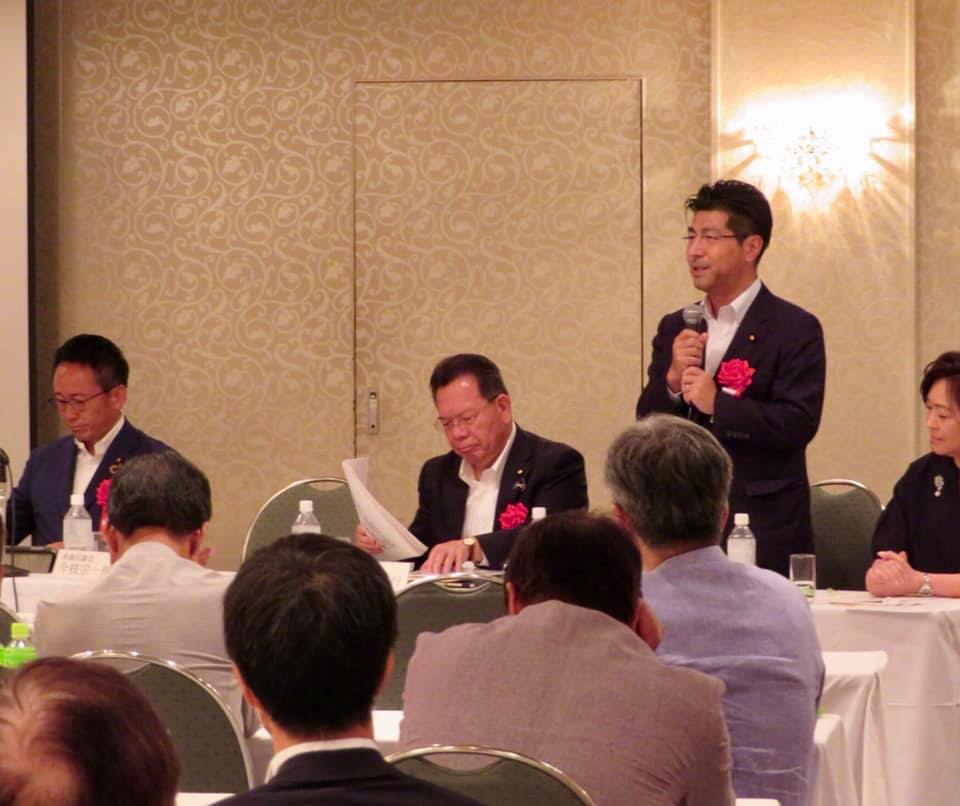 愛知県医師連盟主催の「医政活動研究会」の討論会にパネラーとして参加