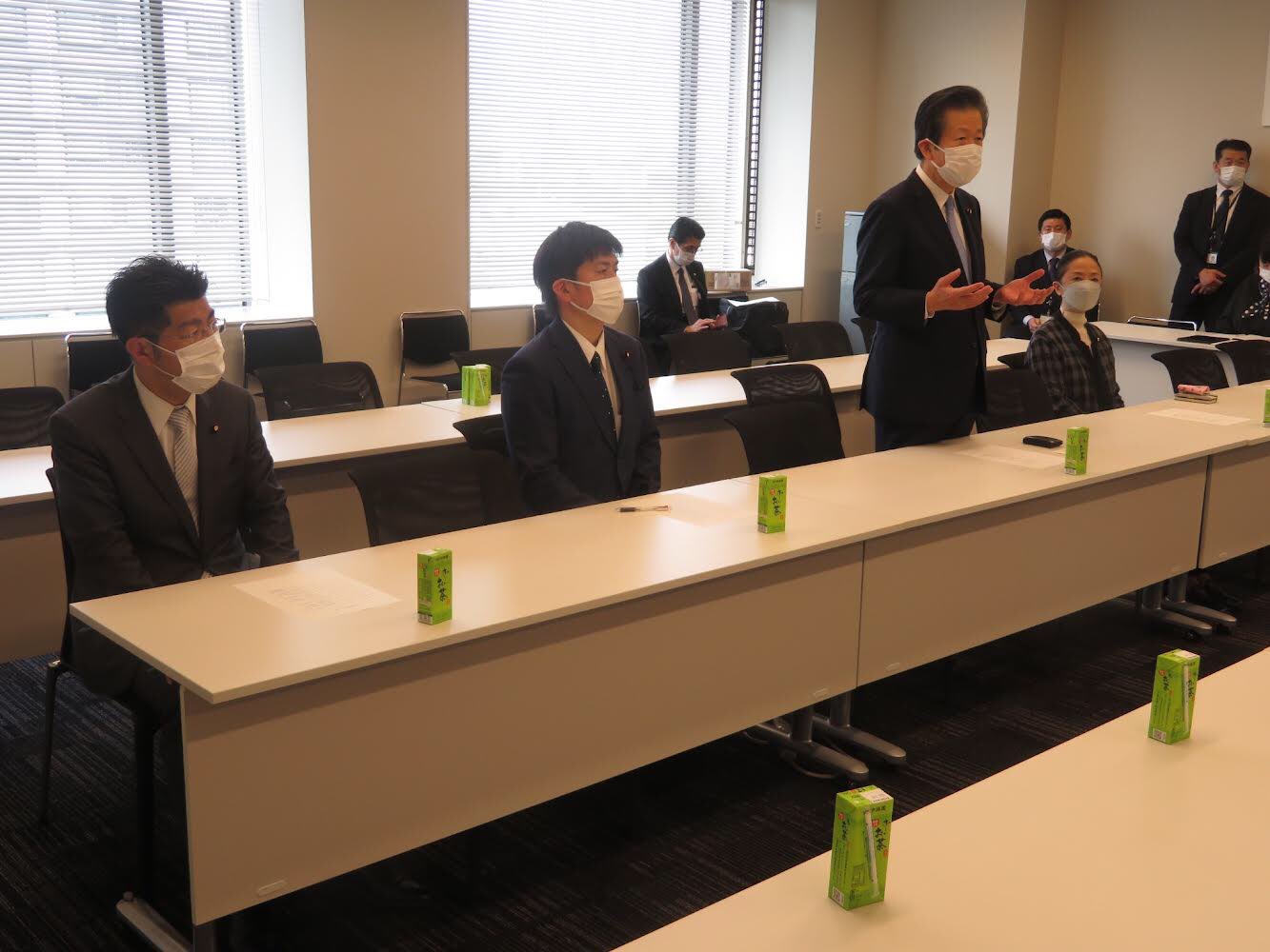 日本教職員組合(日教組)と教育環境向上に向けて意見交換