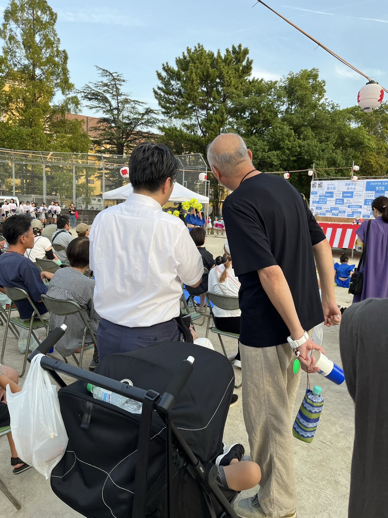 岡崎学区の夏祭りに、岡崎小学校卒業の息子はじめ家族で参加