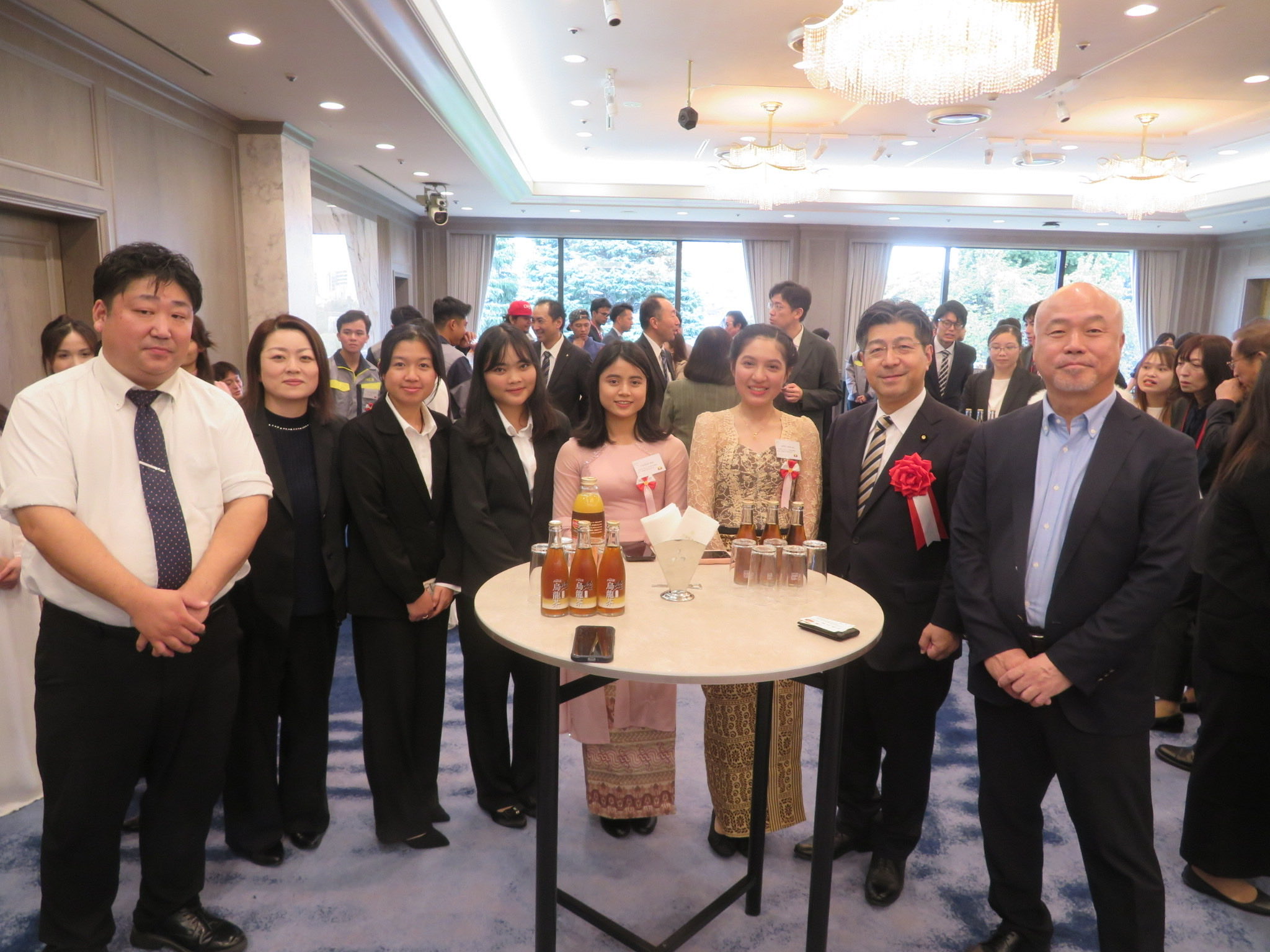 外国人技能実習生が実習を通して学んだ技能や職場での体験を、習得した日本語で発表