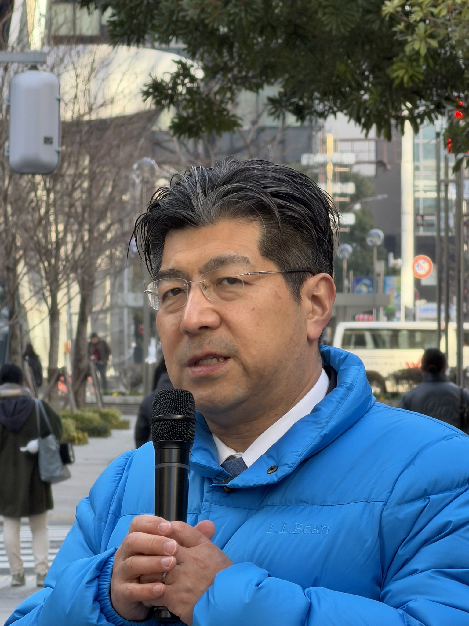 名古屋駅前の街頭