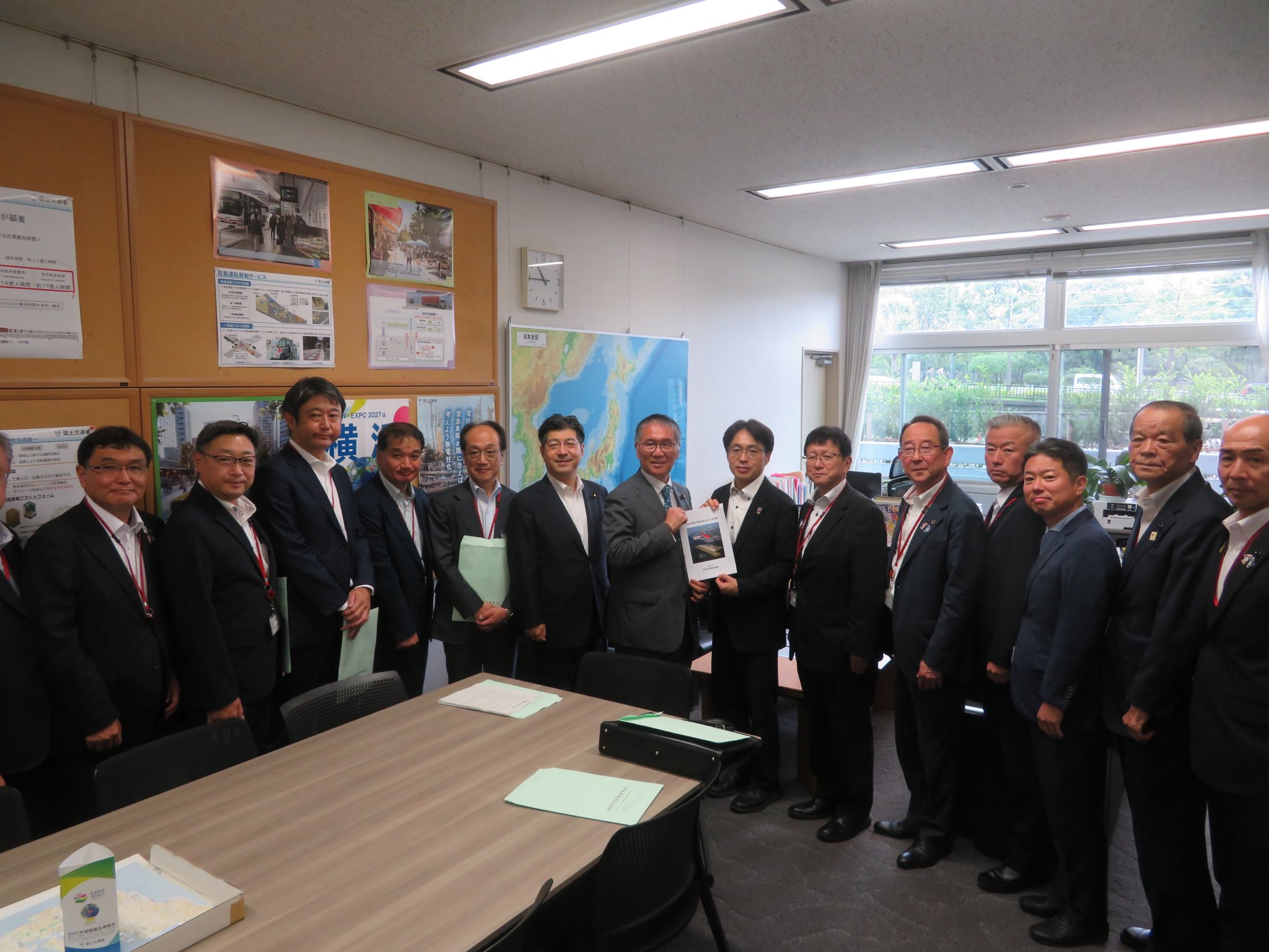 中部国際空港のある常滑市と名古屋方面に繋がる東海市を結ぶ #西知多道路 の整備促進を、国土交通省・財務省に要請