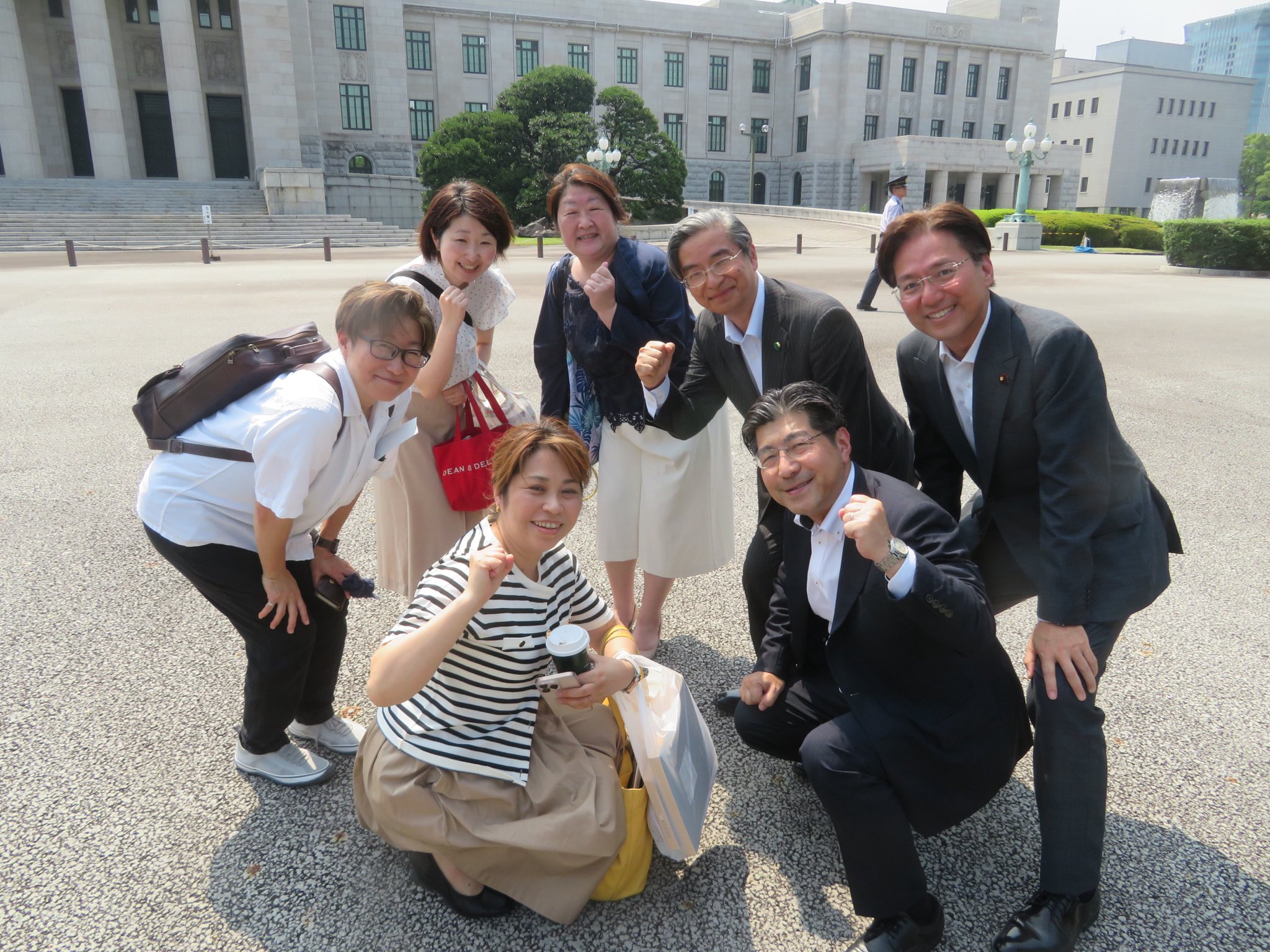 「医療的ケア児支援法案改正案」の成立に立ち会おうと、医療的ケアが必要な皆様、ご家族の皆様が全国から駆けつけてこられました